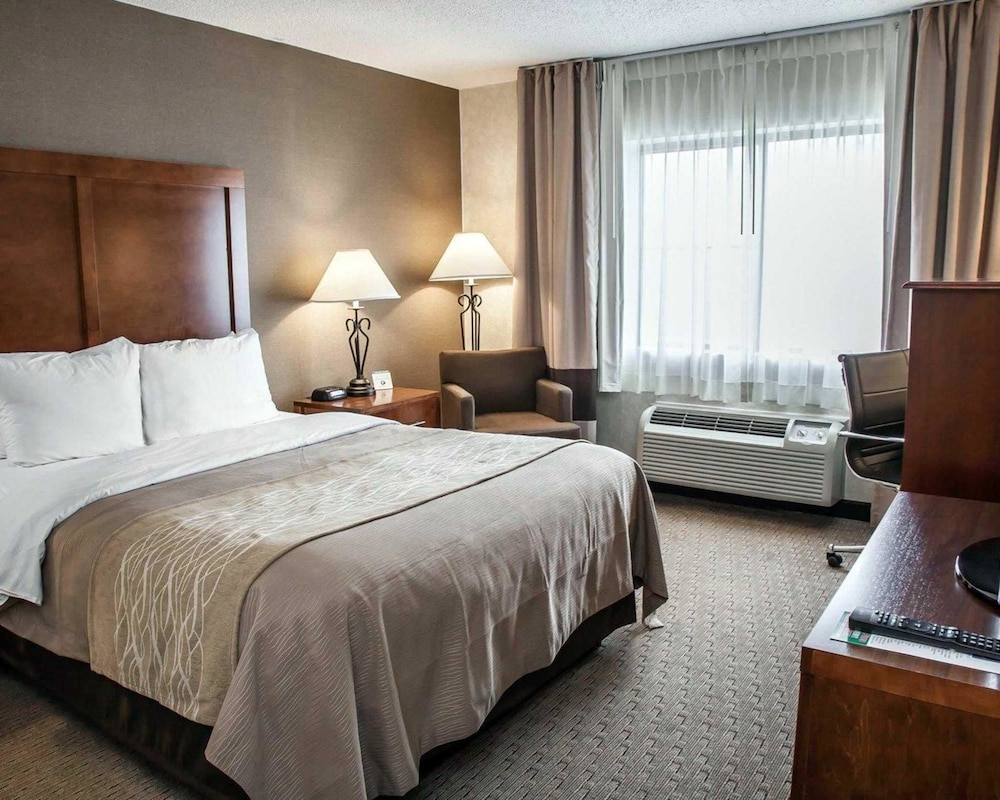 Quality Inn Seekonk-Providence 8/24