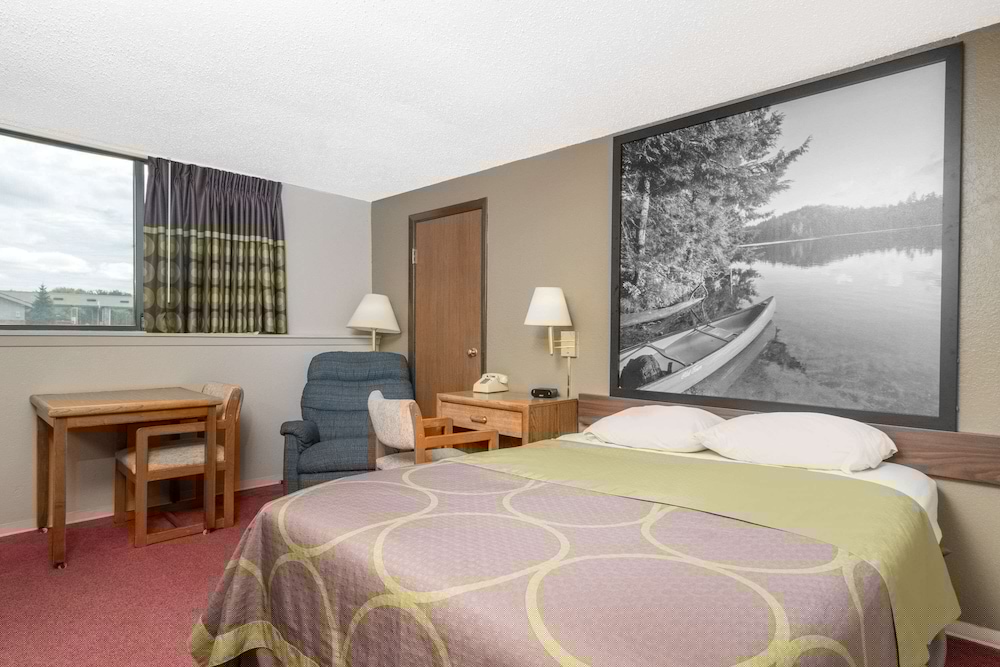 StayInn Little Falls 9/40
