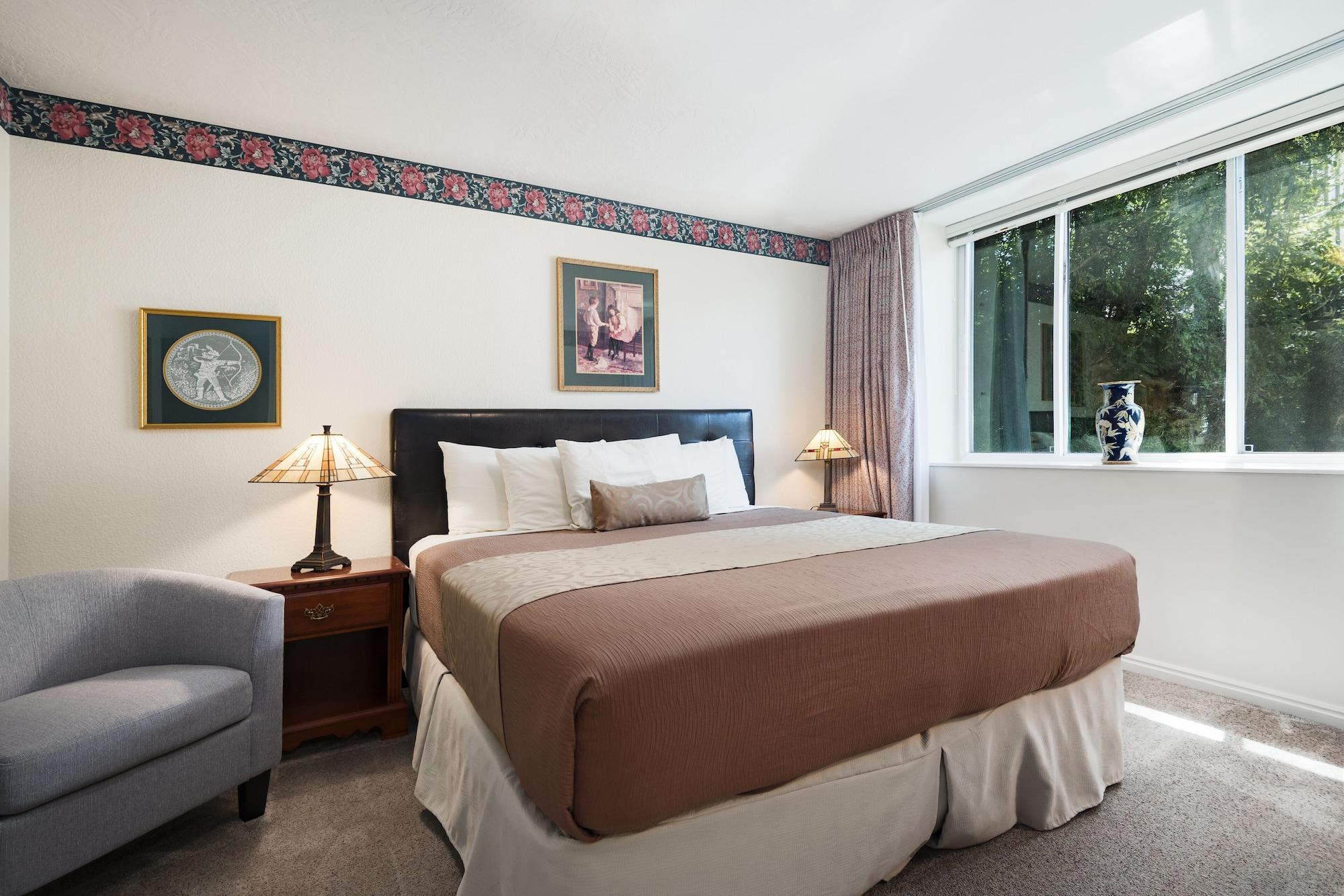 1 Bedroom, Condominium