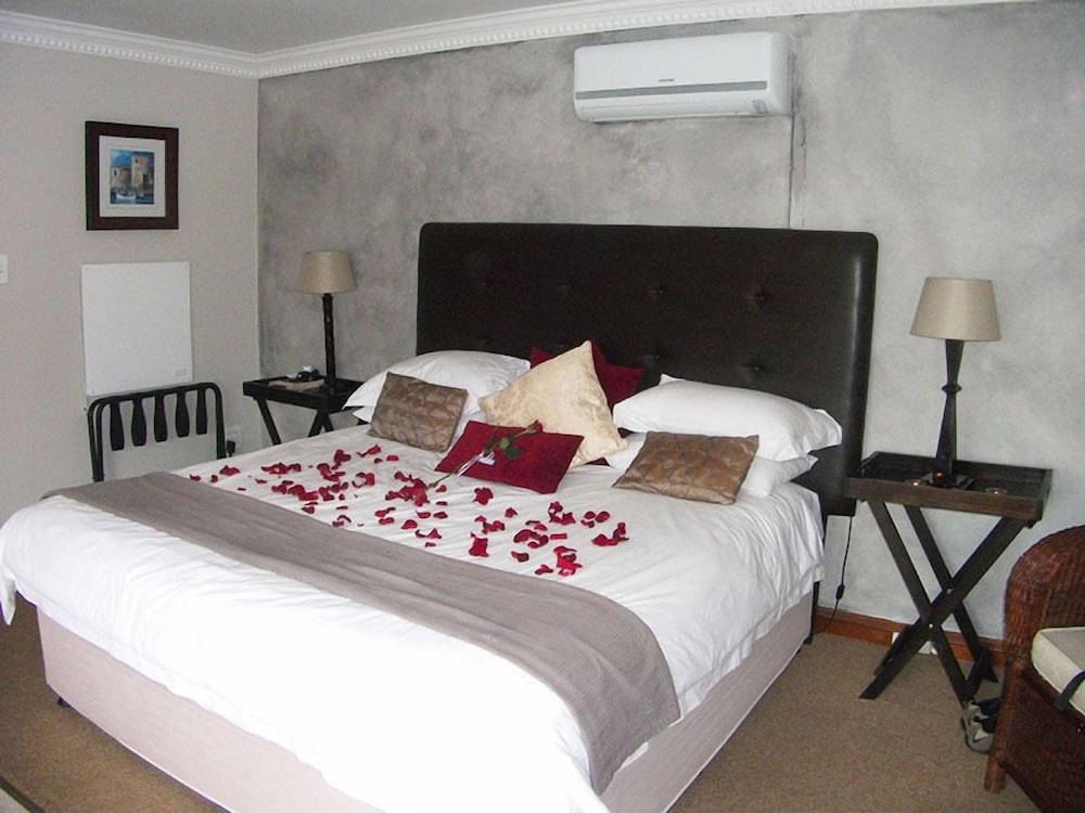 La Dolce Vita Guest House 6/50