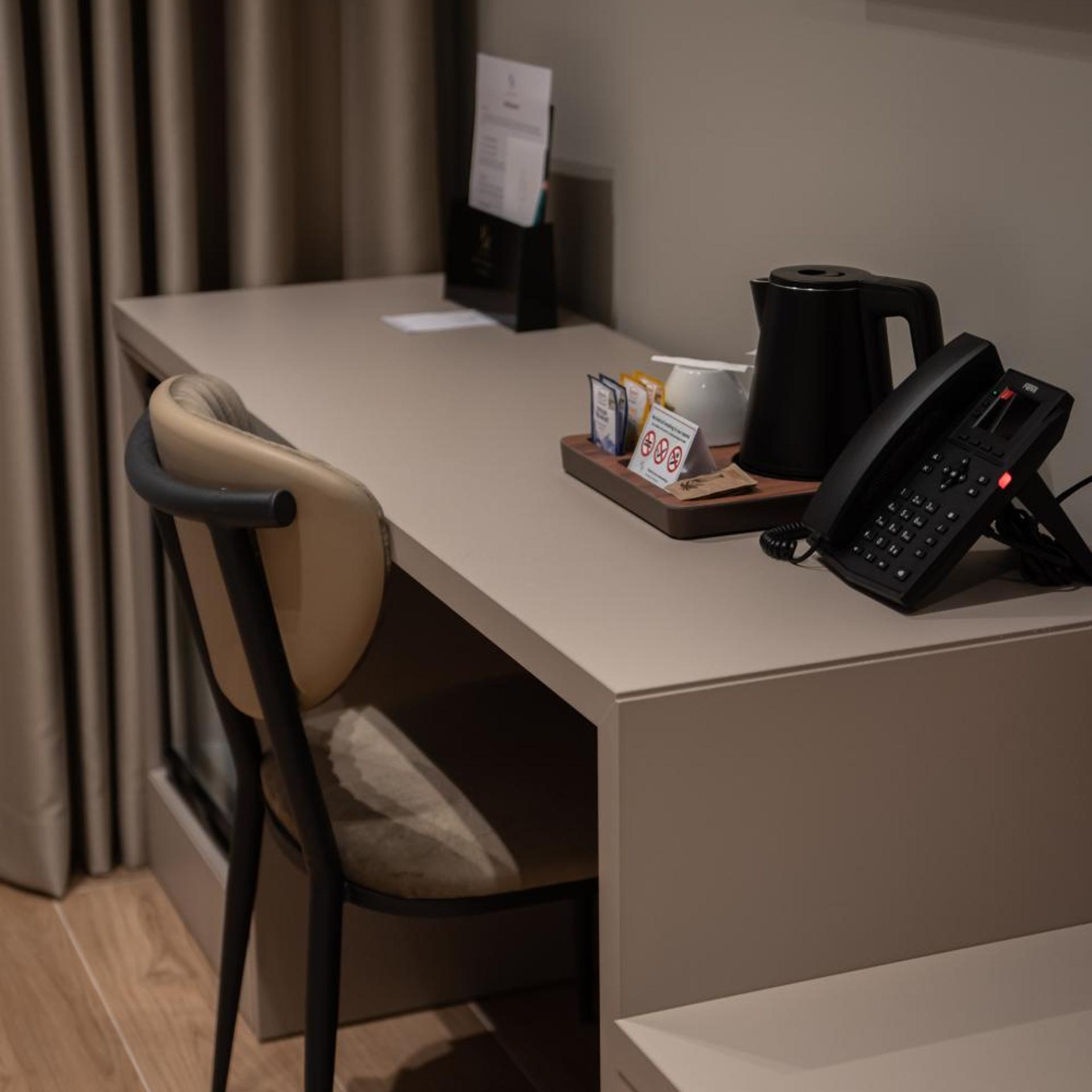 Hotel Mozart 63/70