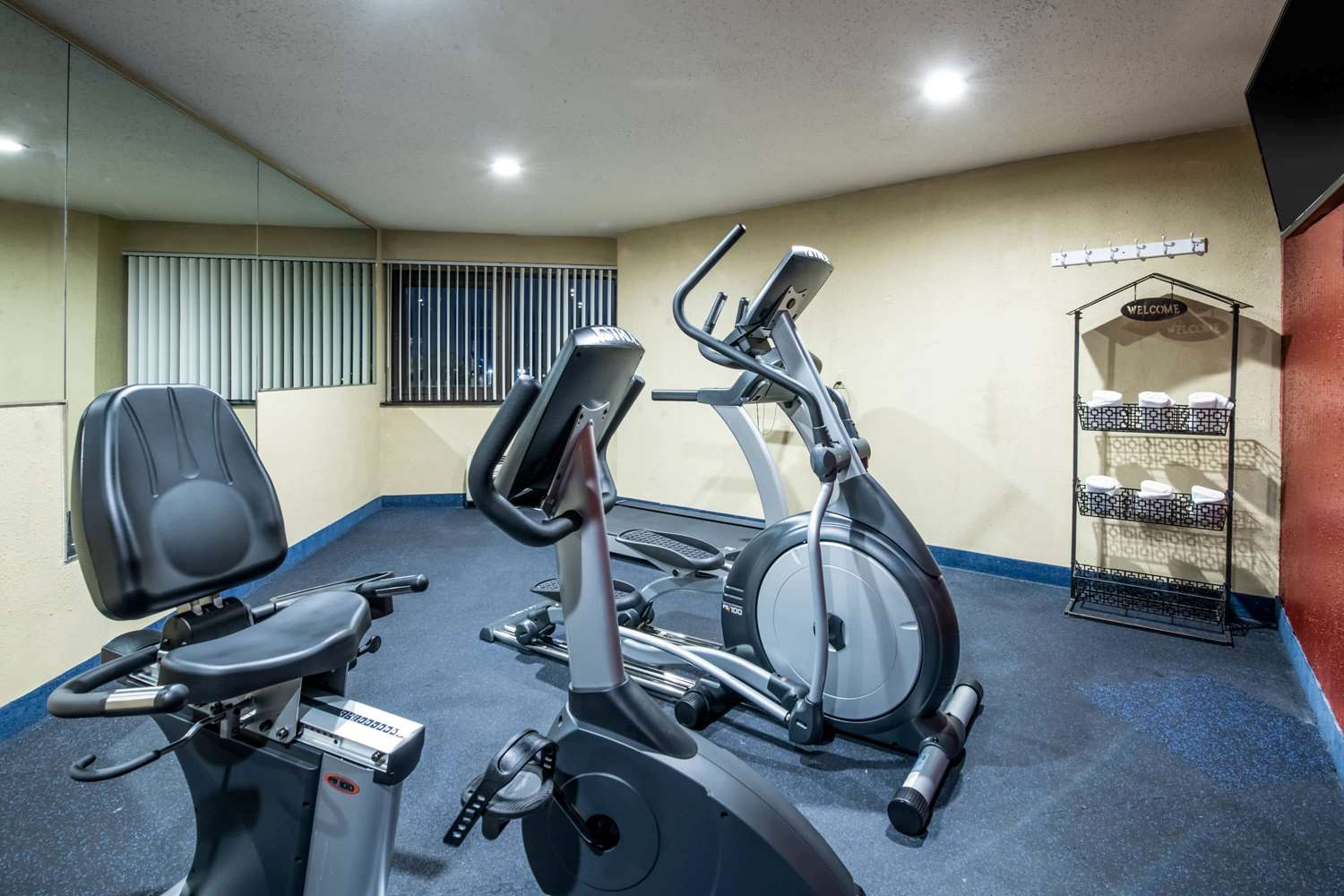 APM Inn and Suites 19/39