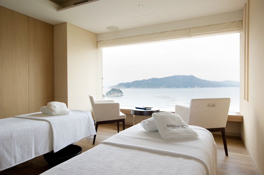 Toba Hotel International (ex. Toba Kokusai Hotel) 12/50