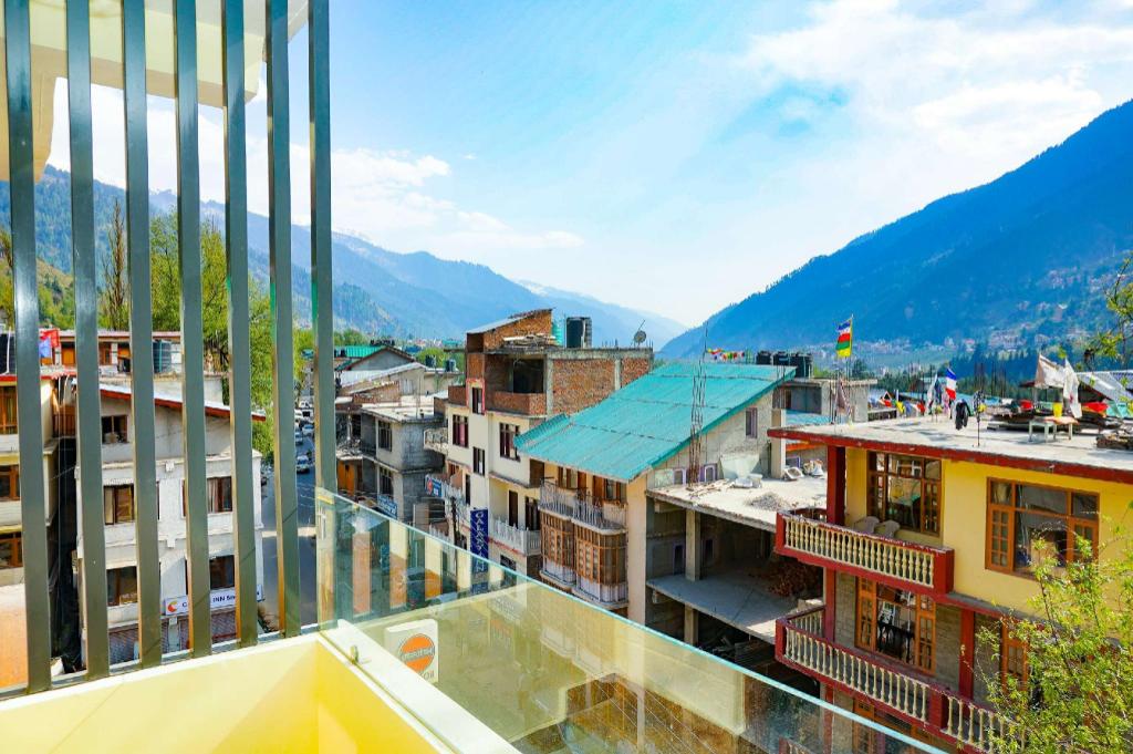Comfort Inn Snow Park, Manali 7/37