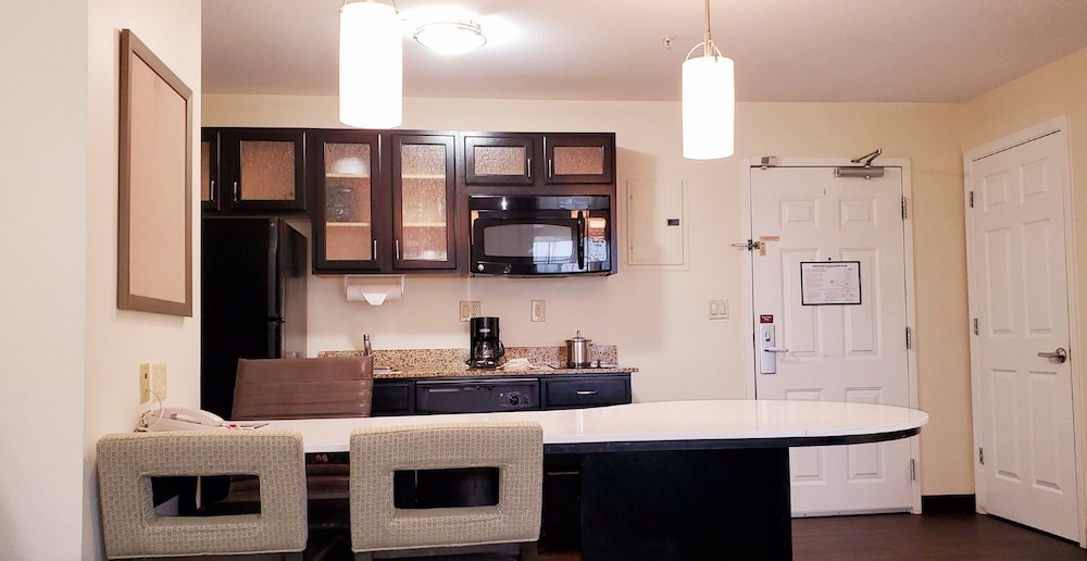 Candlewood Suites Houston Medical Center 46/72