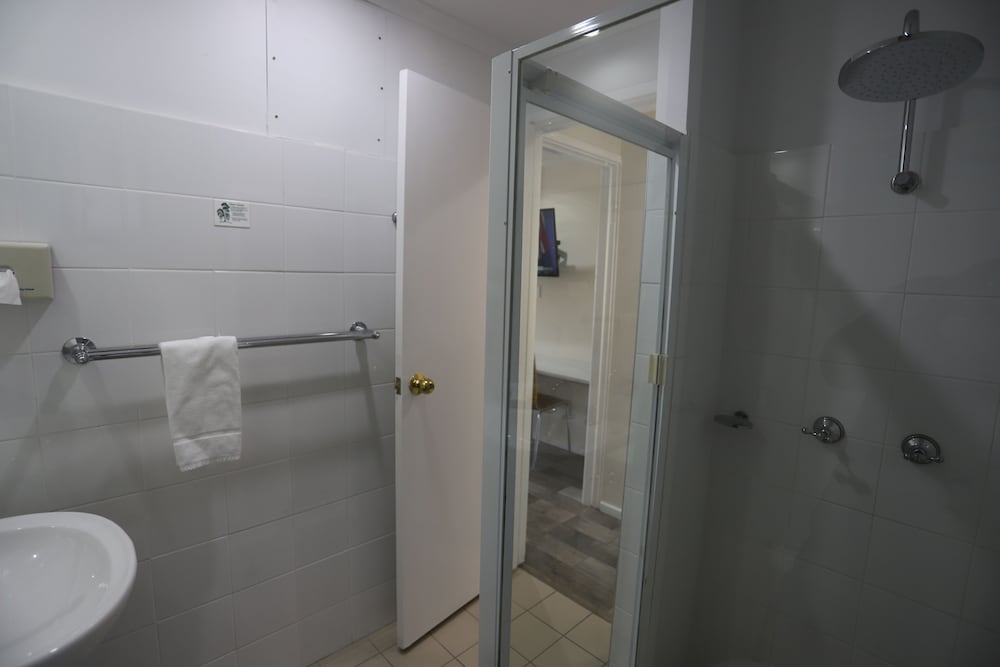 Reign Inn Newcastle 45/50