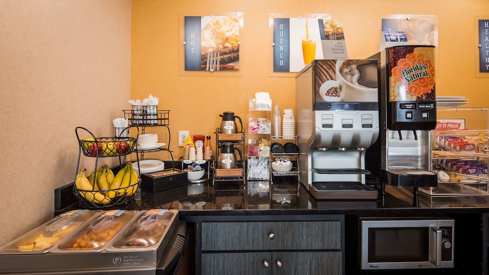 Best Western Executive Inn Grove City 20/28