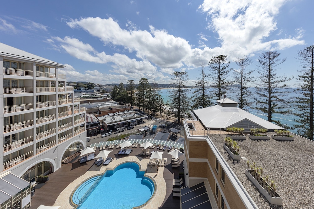 Crowne Plaza Terrigal 1/75