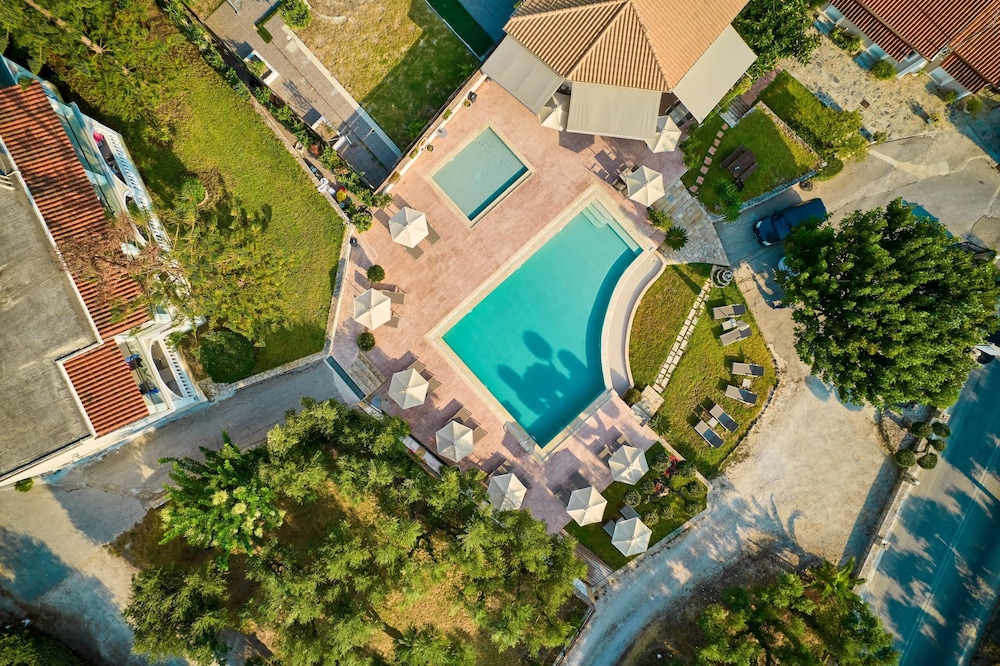 Ionian Aura Apartments 38/50