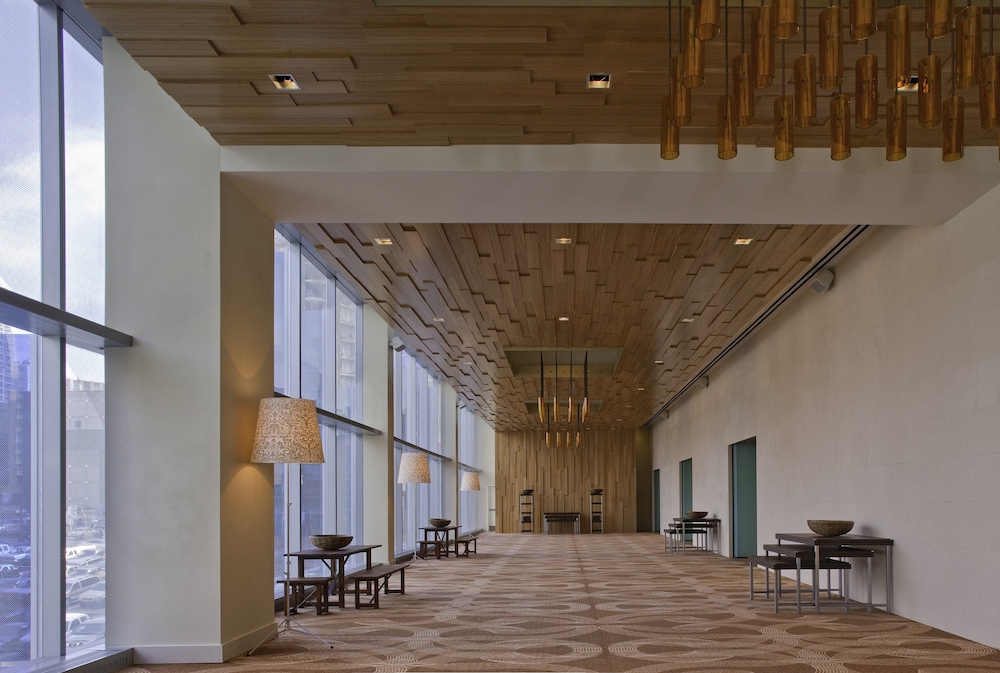 Hyatt At Olive 8 12/69
