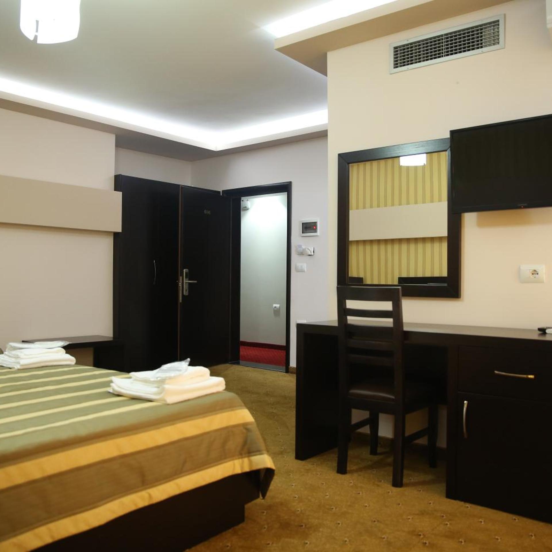 Hotel Pogradeci 23/55