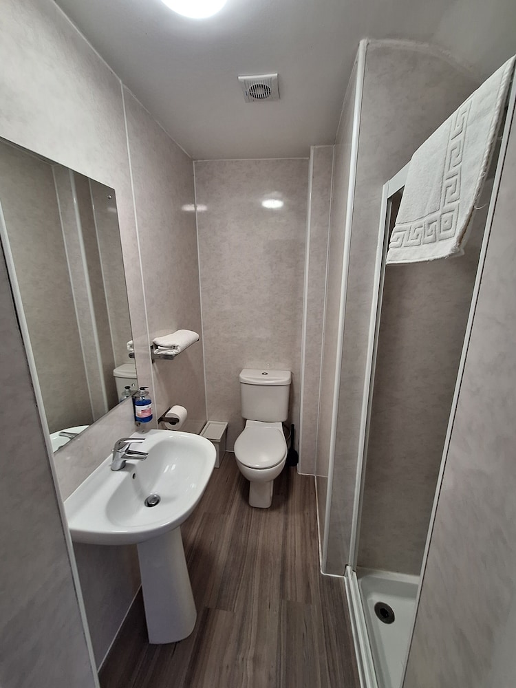 Stockwood Hotel 38/39