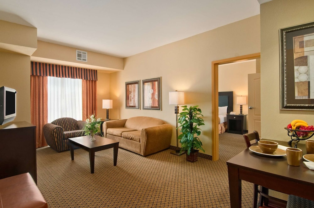 Homewood Suites by Hilton Tulsa-South 48/69