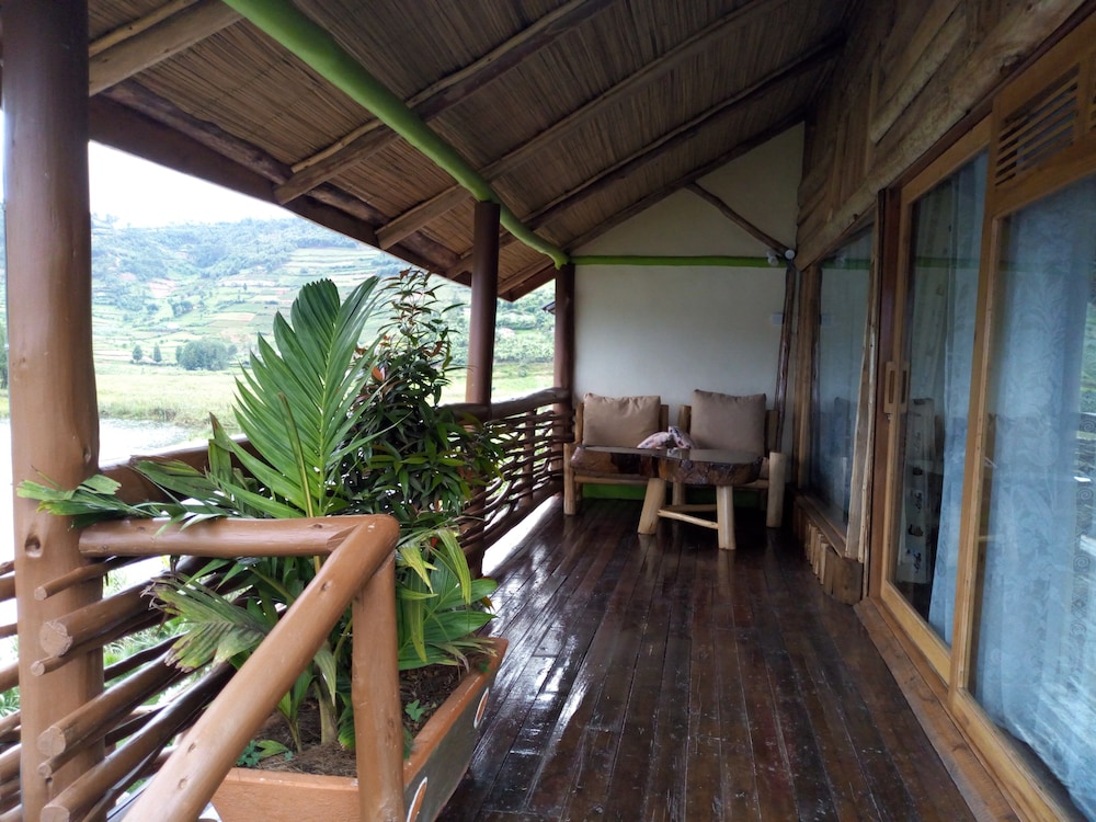Lake Bunyonyi Rock Resort 48/50