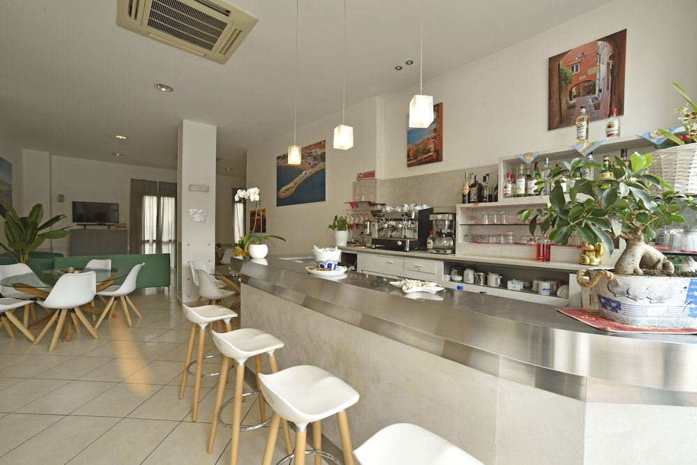 Hotel La Marina 55/63