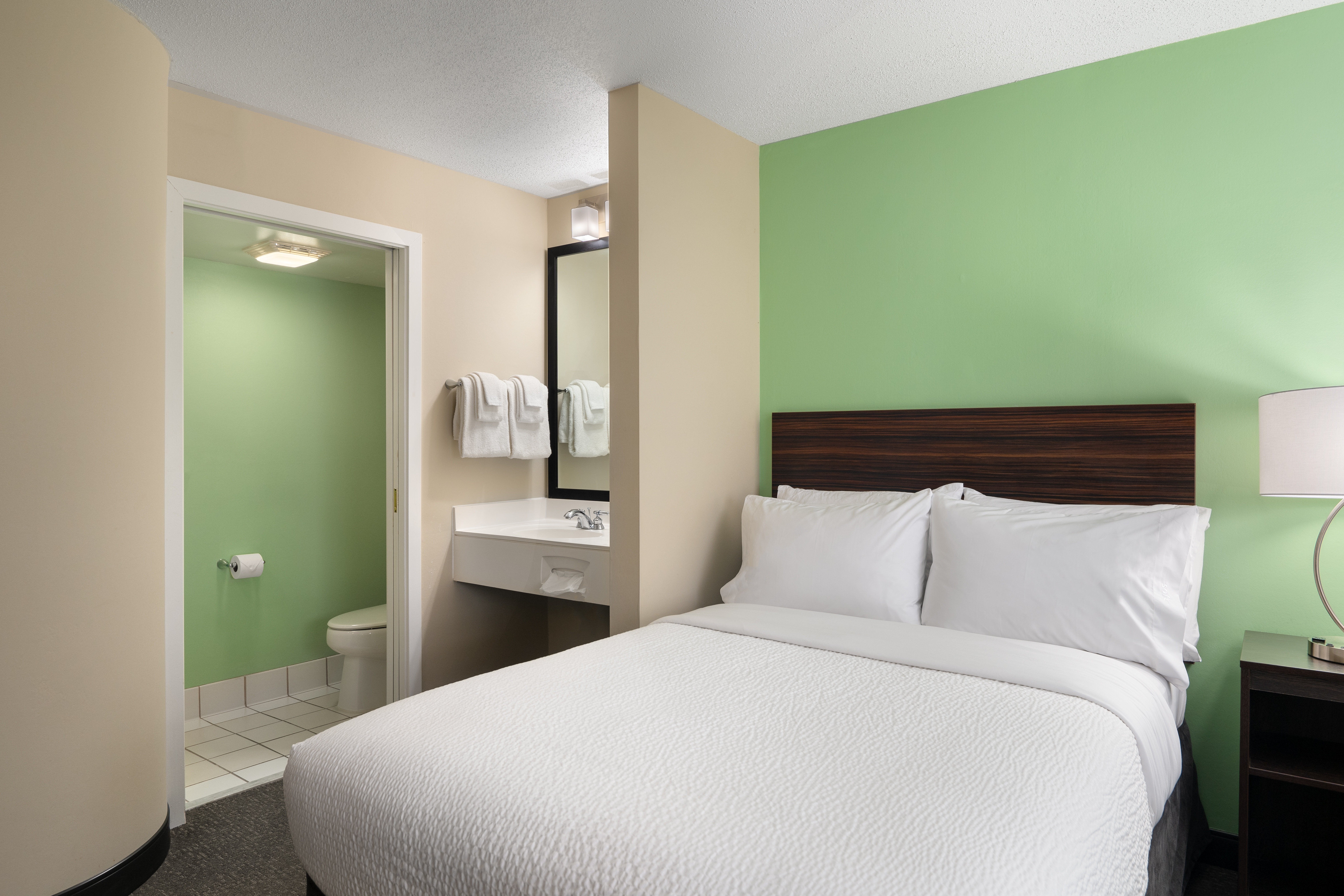 Sleep Inn Manchester Airport 23/62