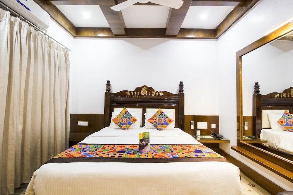 Hotel Loksagar 11/30