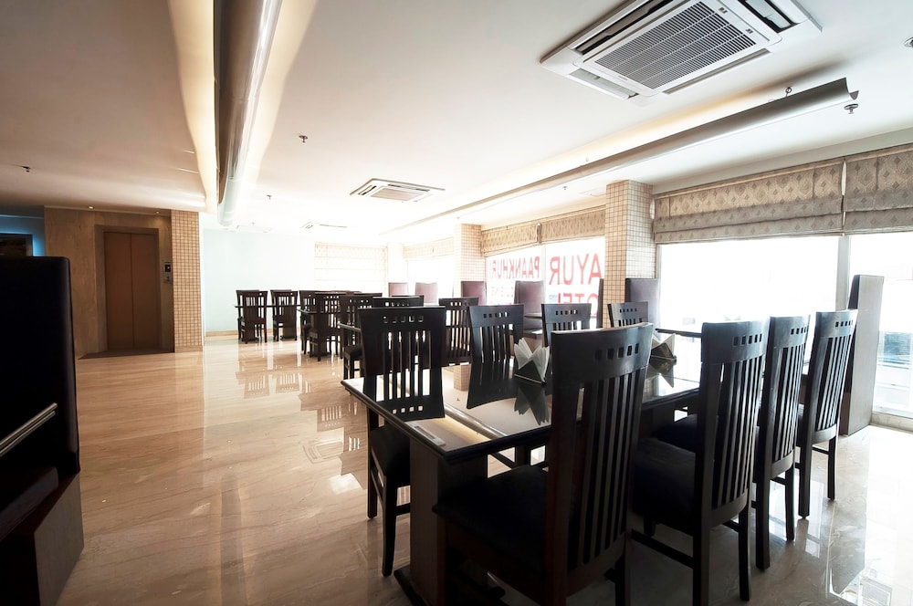 Mayur Hotel 41/49