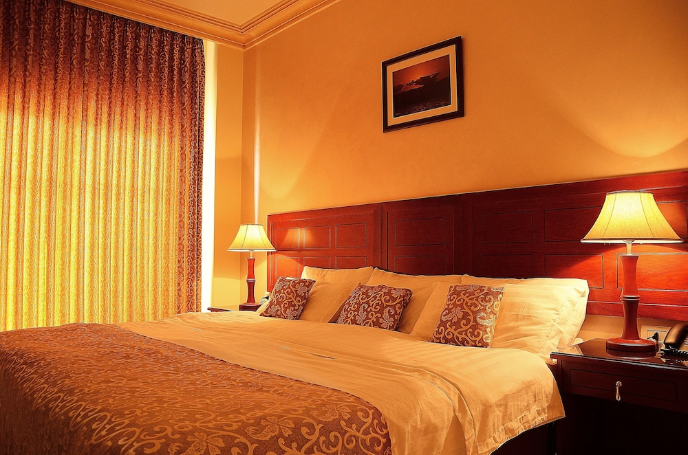 Mosaic City Hotel 5/39