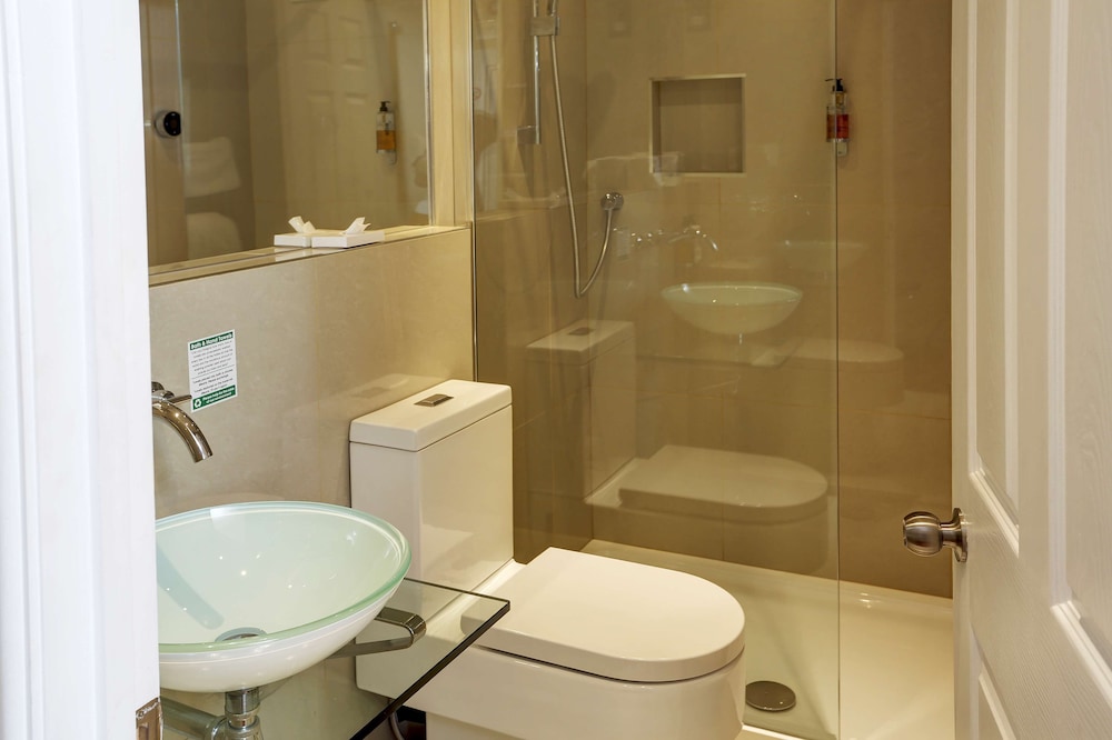 Best Western Henbury Lodge Hotel 11/37
