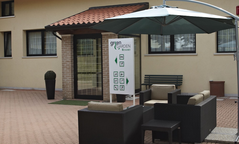 Green Garden Resort 36/43