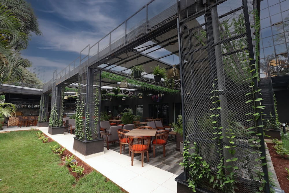 PrideInn Westlands Luxury Boutique Hotel 6/63