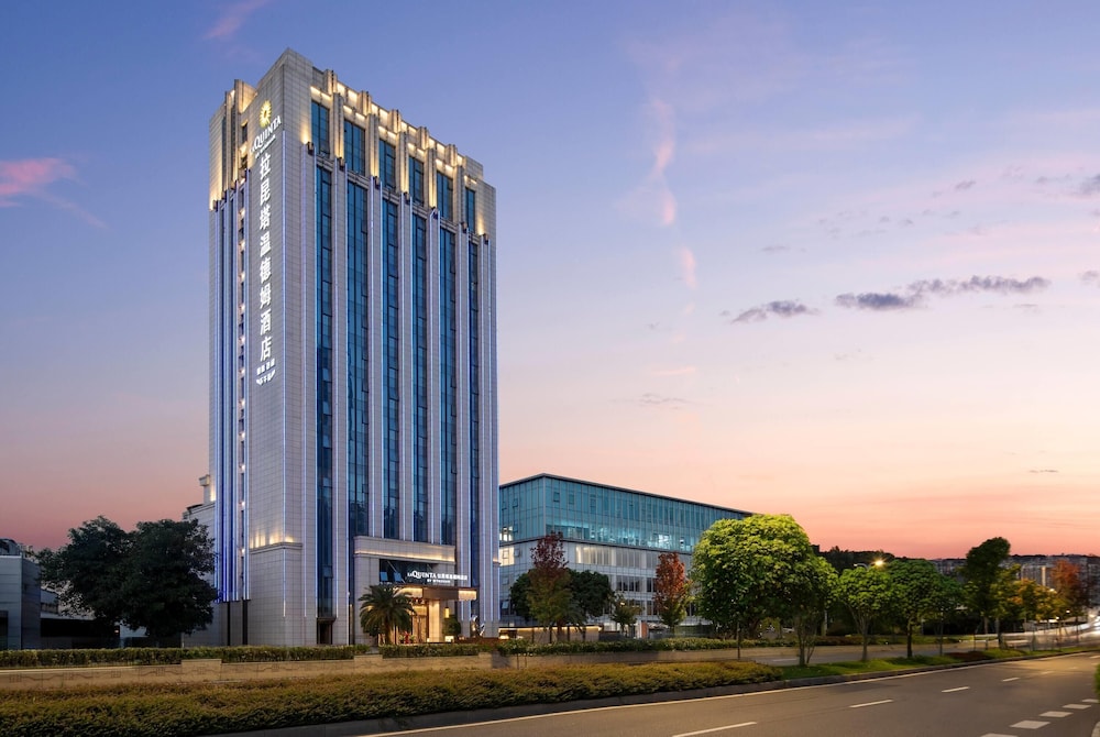 La Quinta by Wyndham Chengdu Jinniu 1/18