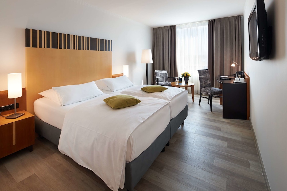 Best Western Plus Arosa Hotel 12/35