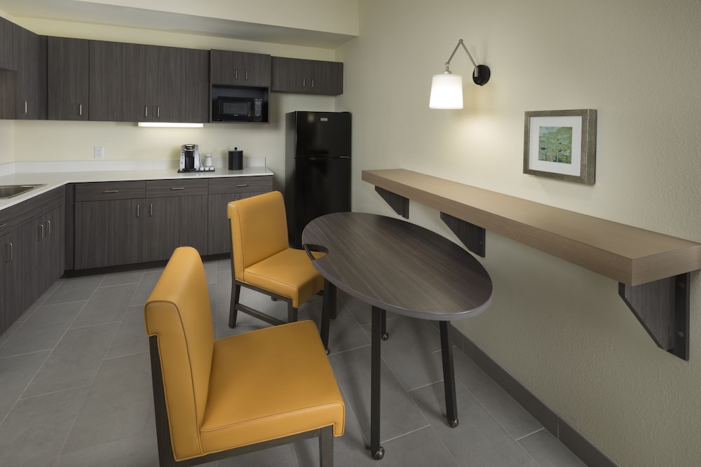 Holiday Inn & Suites Asheville-Biltmore Village Area 47/70