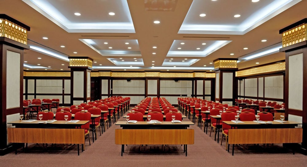Vivaldi CE Gold Hotel 66/67