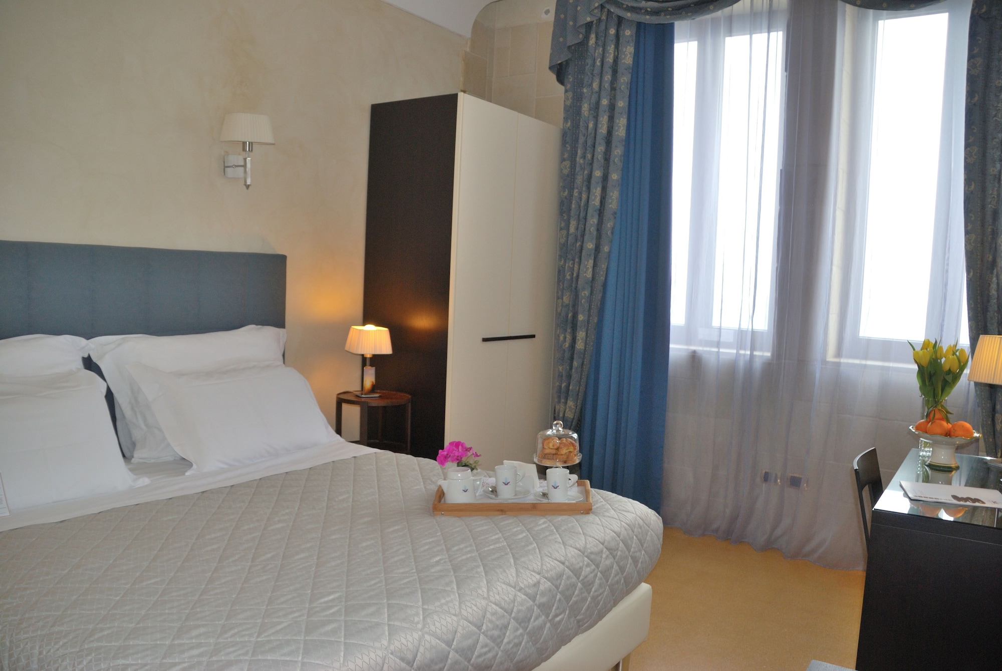 ROOM, DOUBLE OR TWIN BED, SEA VIEW