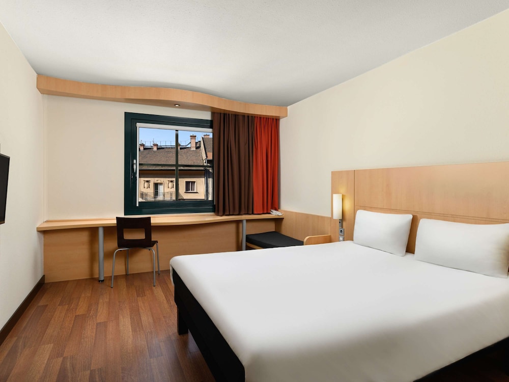 STANDARD, DOUBLE BED