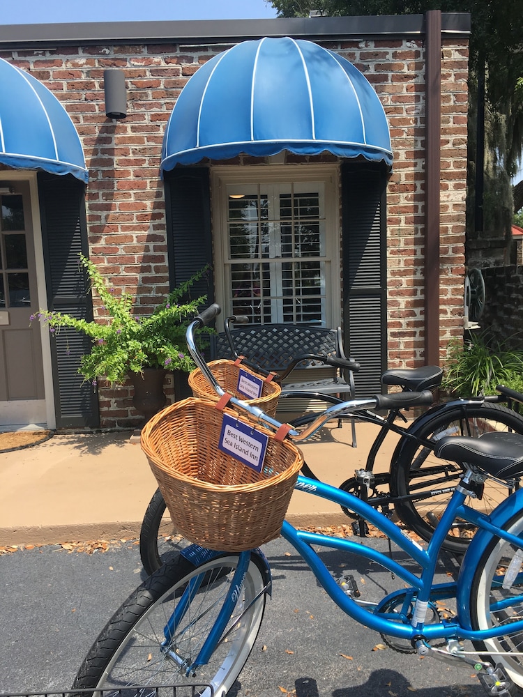 Best Western Sea Island Inn 41/42