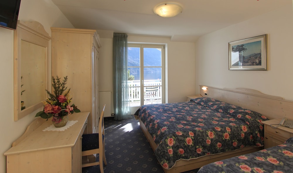 Hotel Europa 10/34