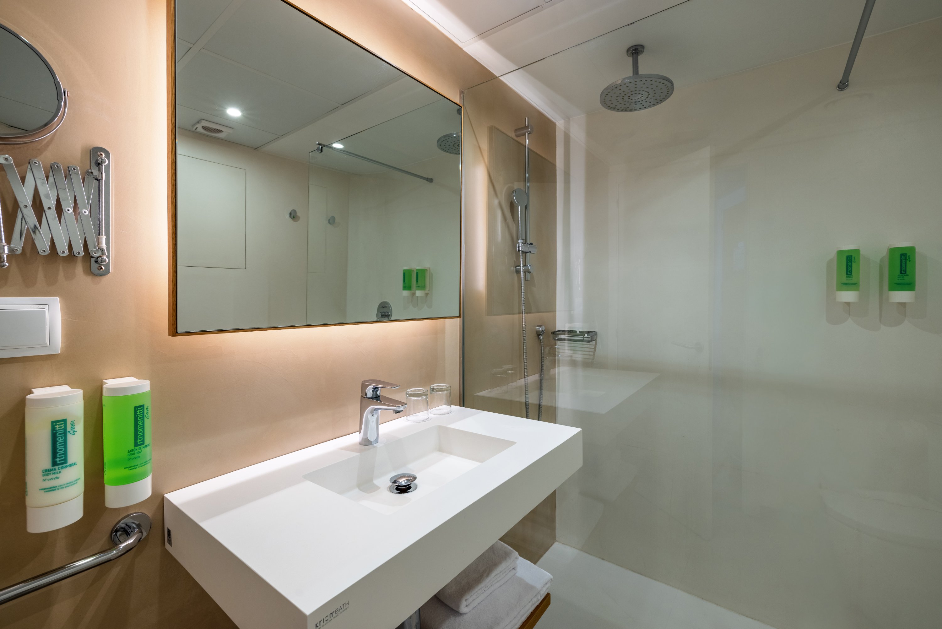 Room, Single, Double Bed, Sea Front، Indigo Menorca 7/7