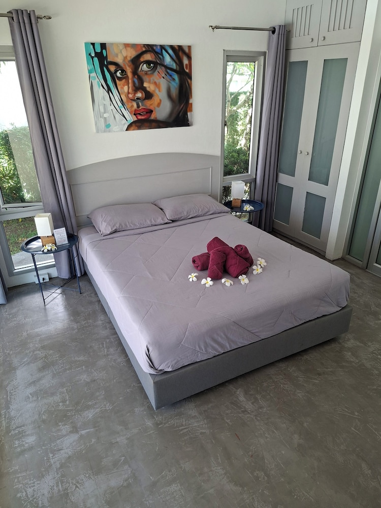 Thiptara Resort 3/50