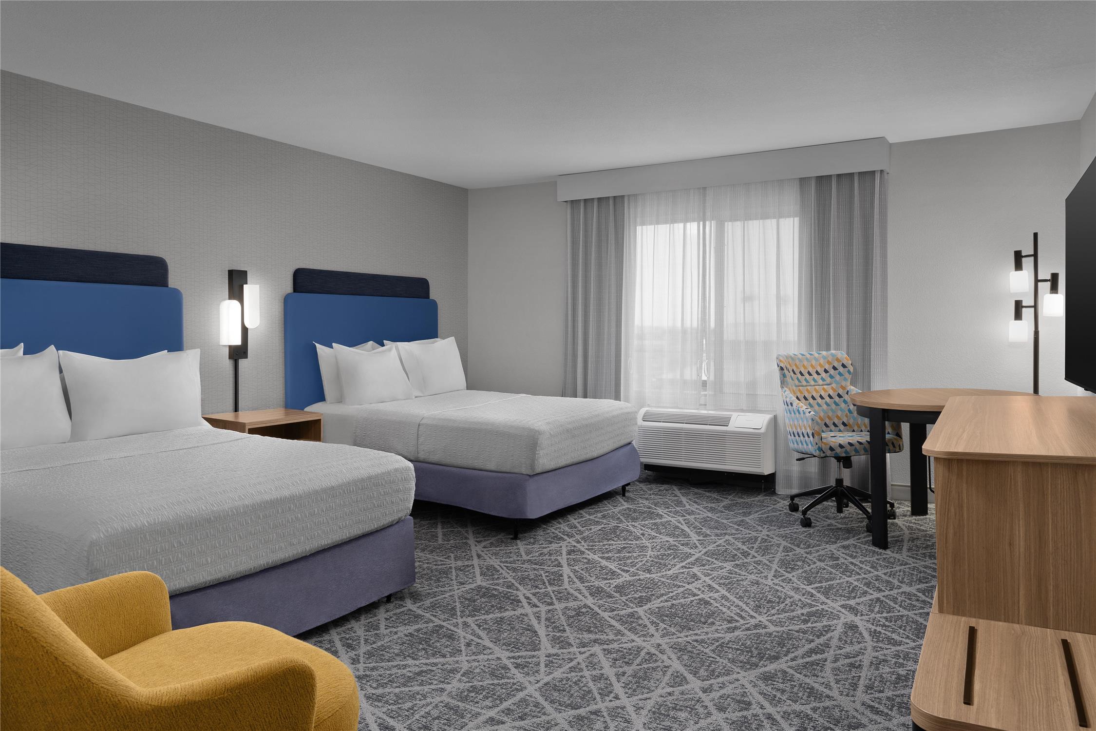 Hampton Inn And Suites Roswell 11/34