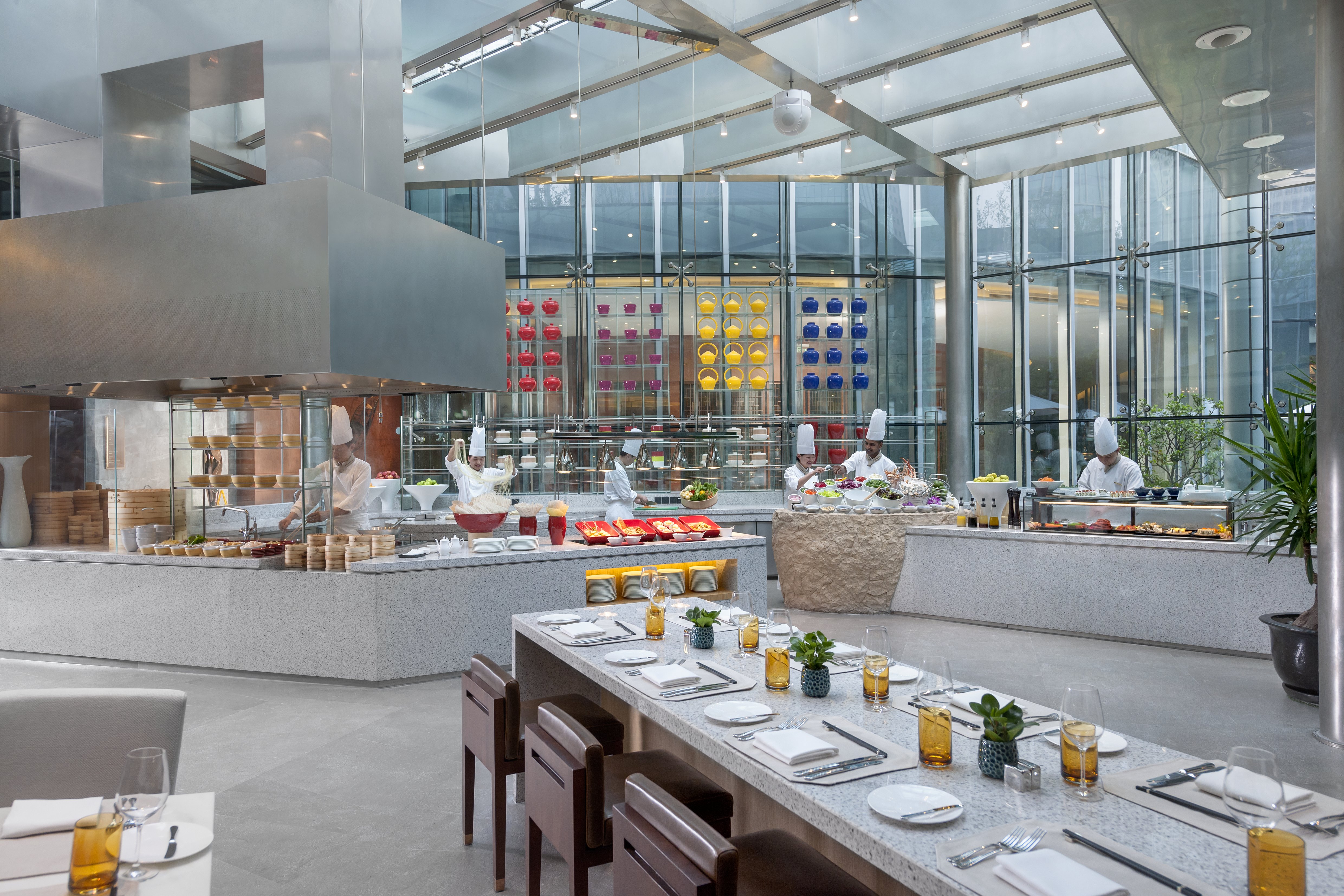 Mandarin Oriental Shanghai 56/78