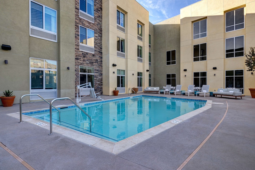 Hilton Garden Inn Temecula 1/68