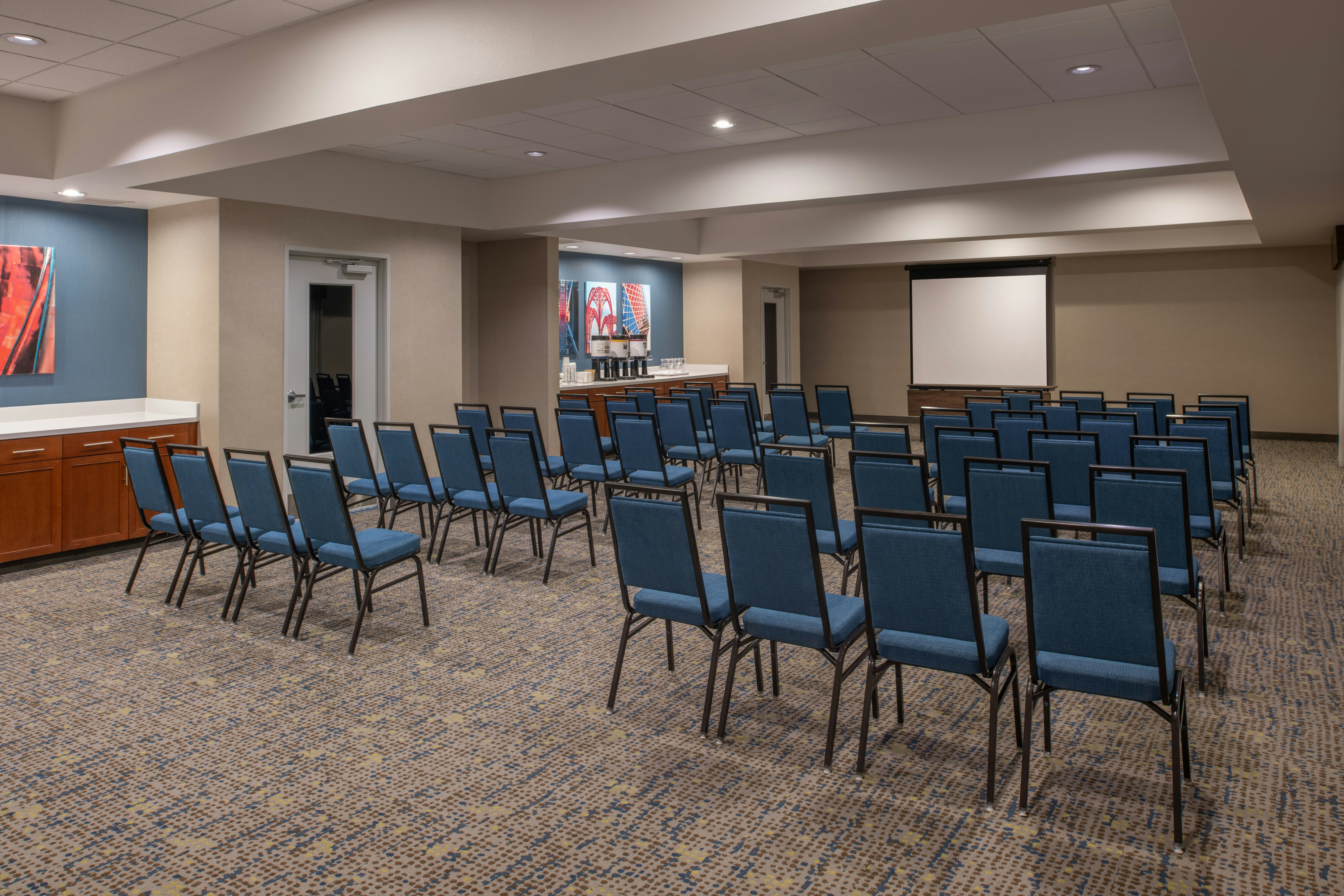 Hampton Inn and Suites Seattle-Airport/28th Ave 25/31