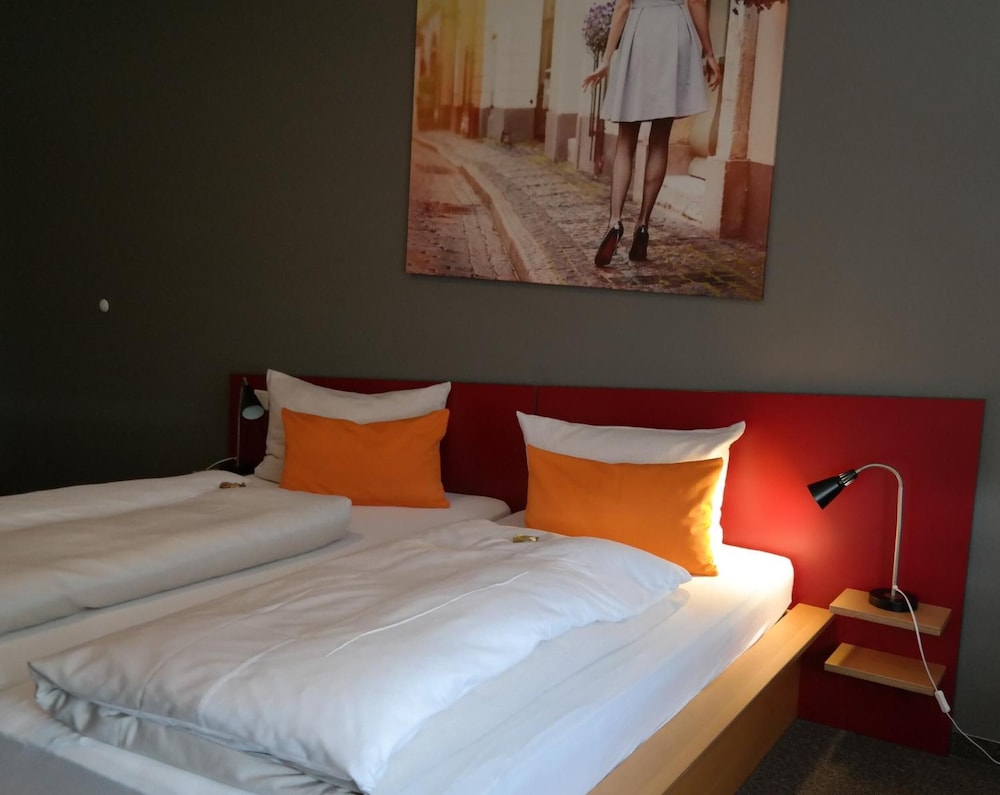 GS Hotel Geiger 10/29