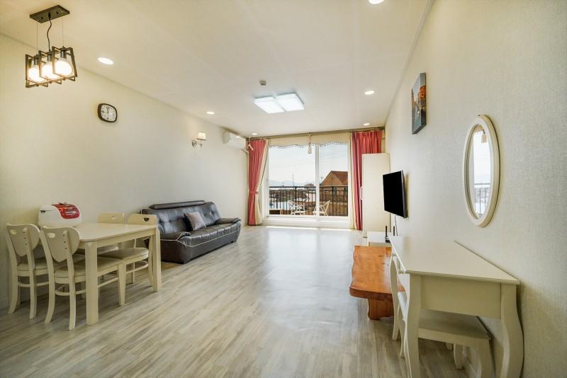 Buan Mohyang Crystal Pension 16/24