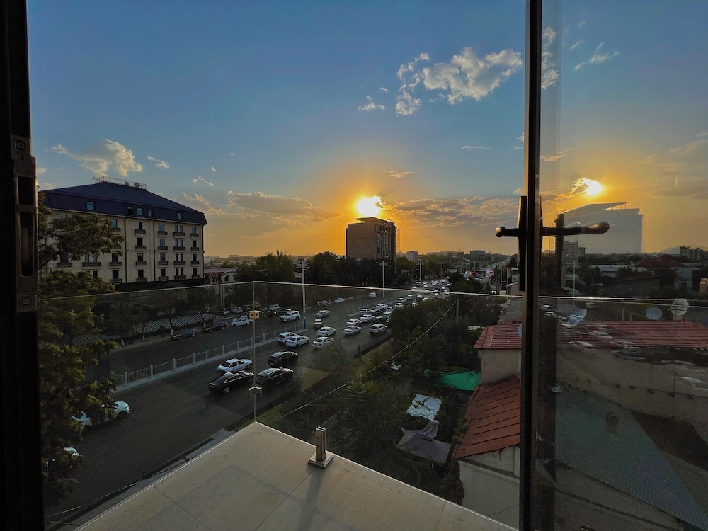 Medina Town 29/34