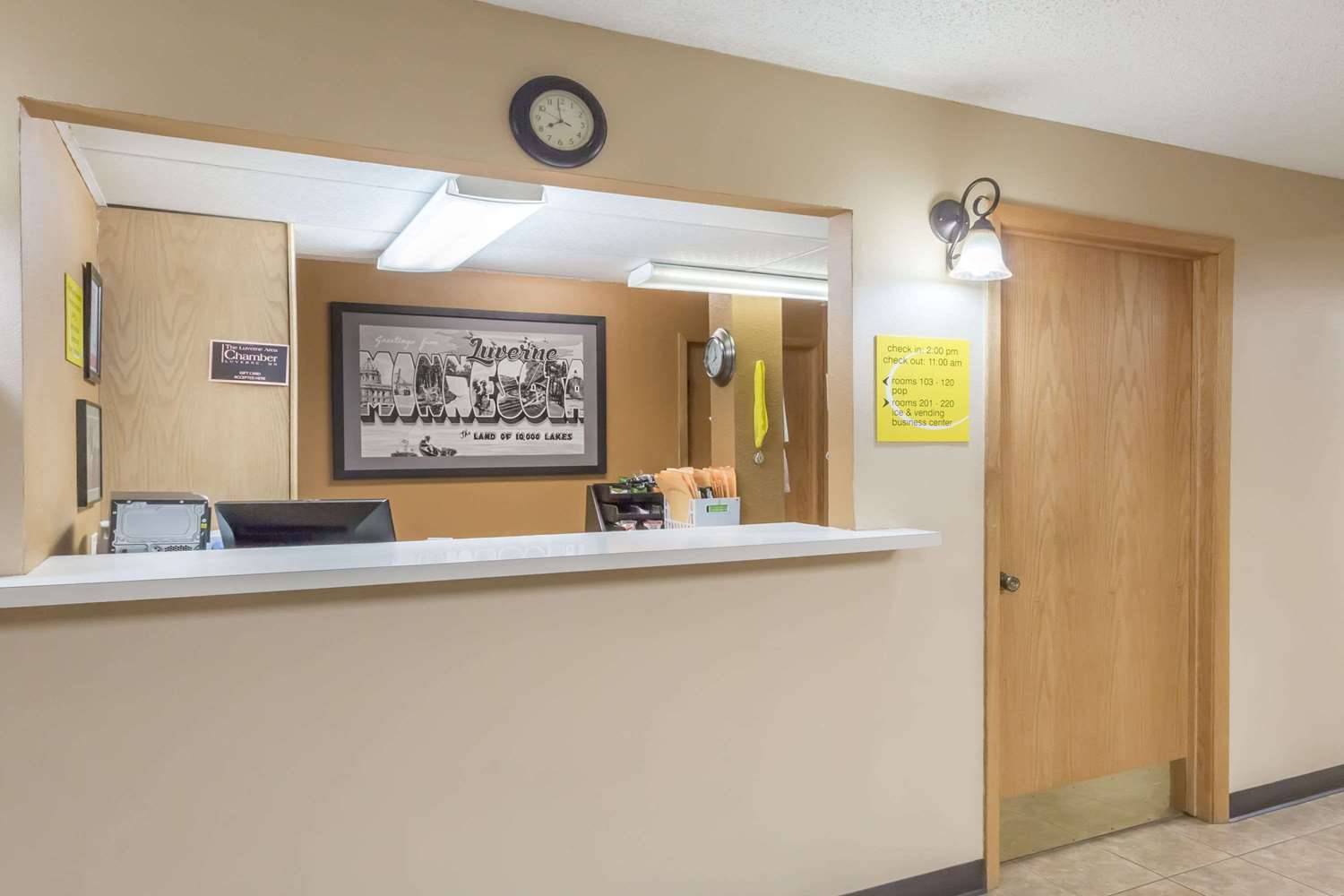 Super 8 By Wyndham Luverne 3/11