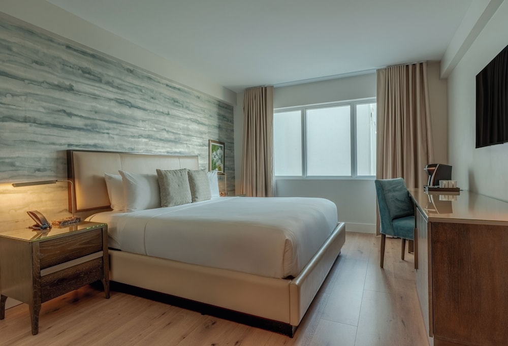 Iberostar Waves Miami Beach 25/60