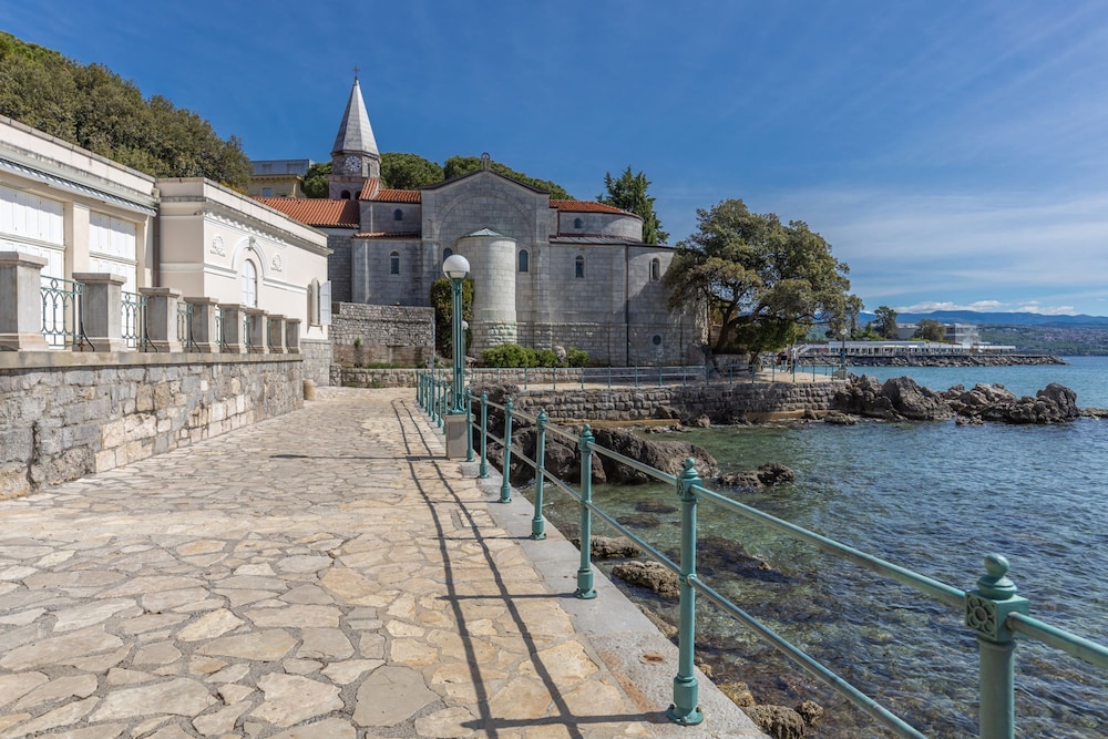 ASTORIA Hotel Opatija 47/50