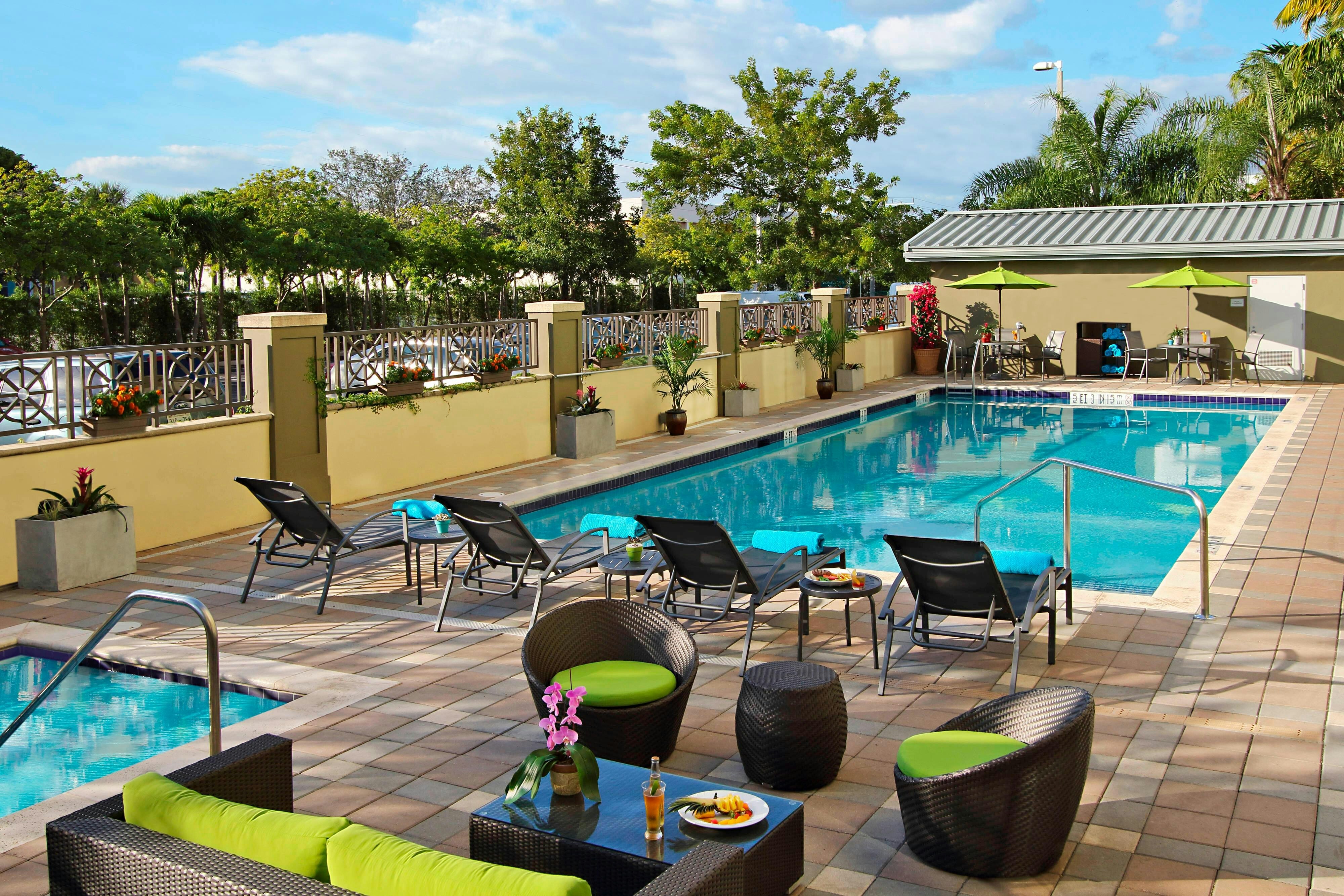 Fairfield Inn Suites Fort Lauderdale Airport Cruise Port 2/2