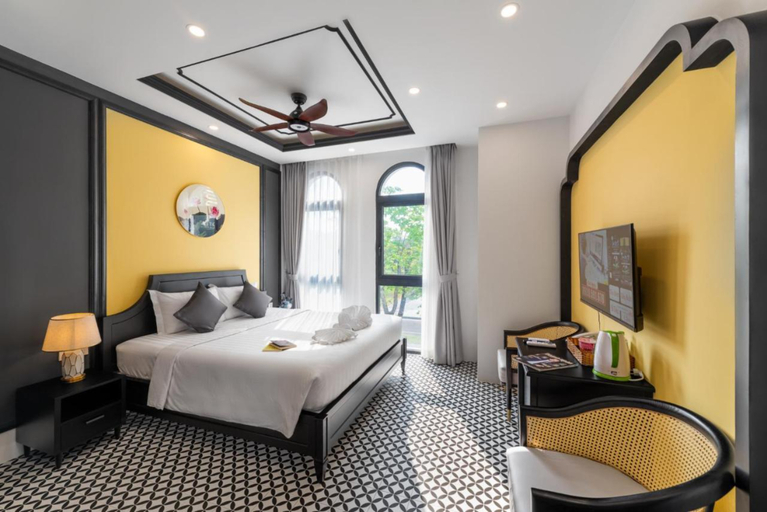 Deluxe, Double Bed