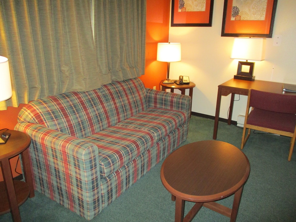 Northwoods Inn & Suites Blackduck 9/20