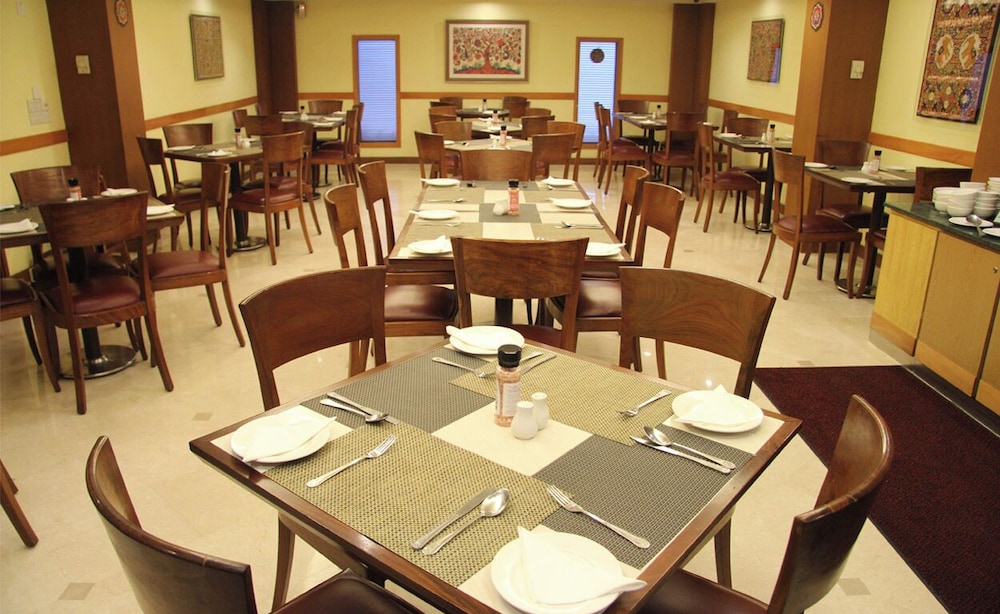 Embassy Inn 37/50